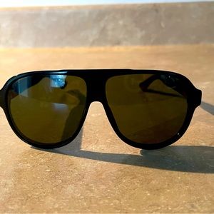 GUCCI GG0009S